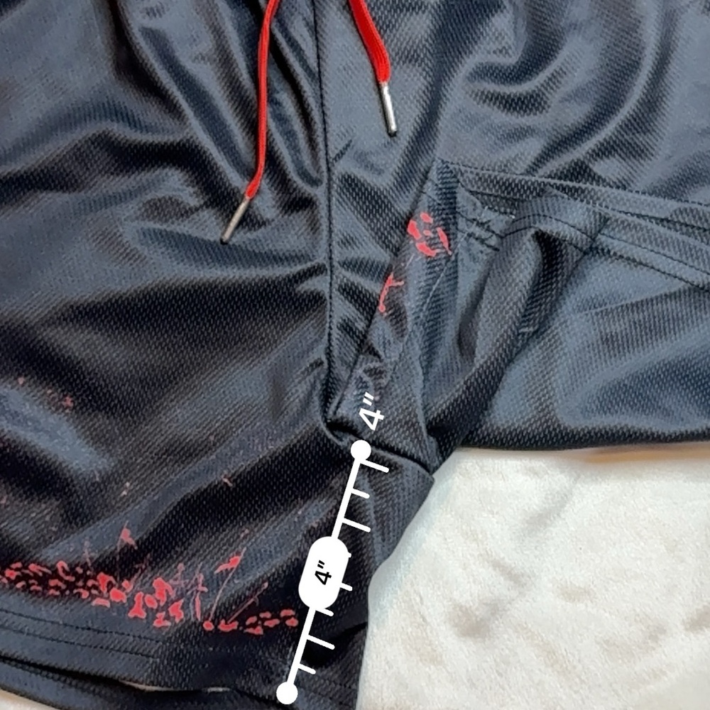 Invicta Kuru men’s large Black/red mesh Shorts with Anime design 4” inseam - Picture 4 of 8